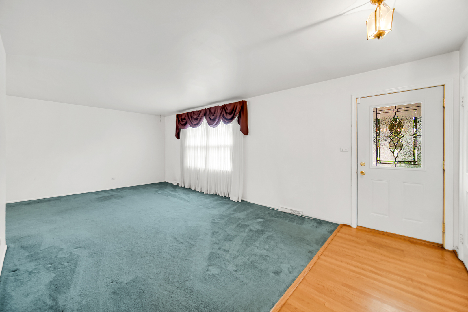 986 Harvard Lane Property Photo 12