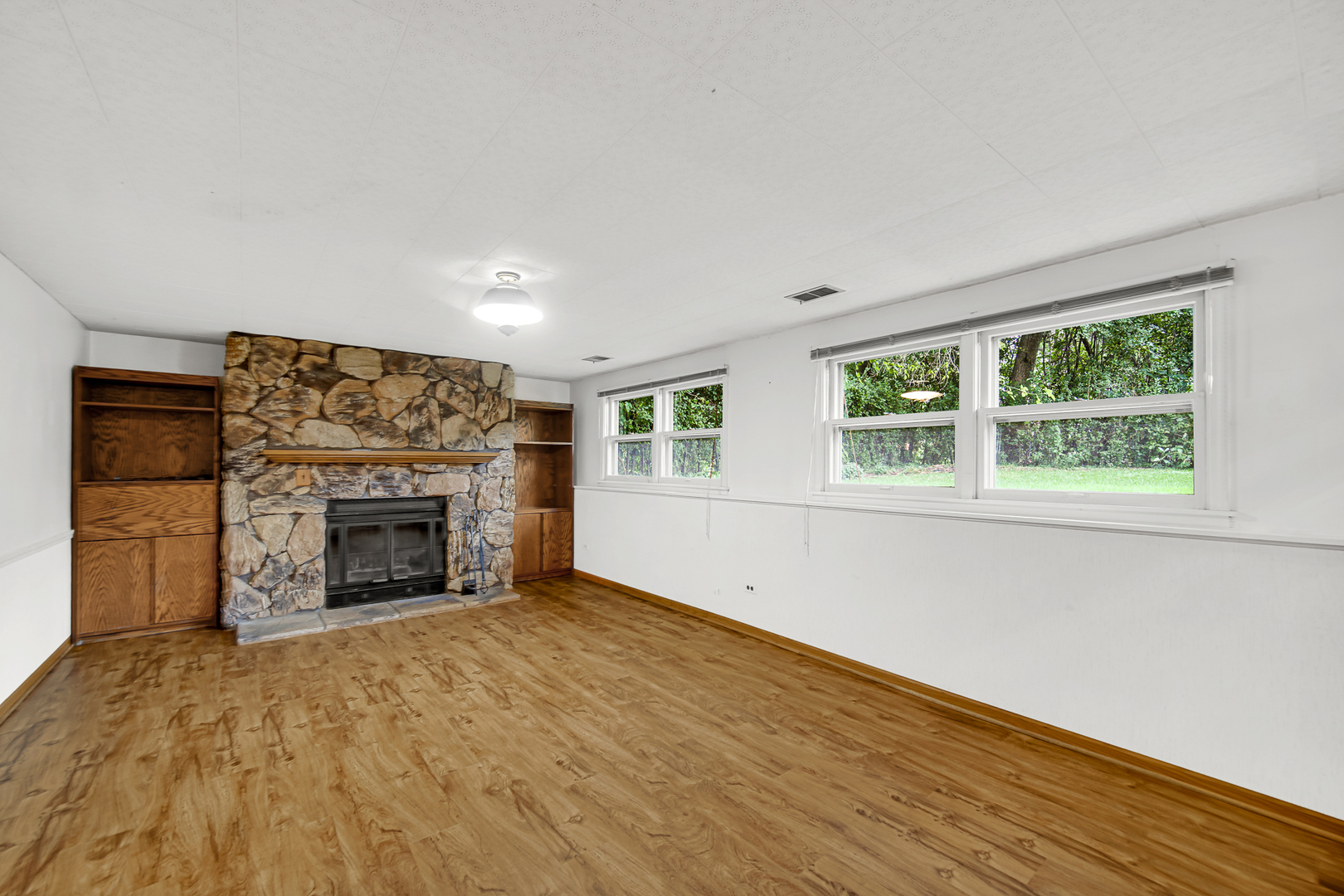 986 Harvard Lane Property Photo 14