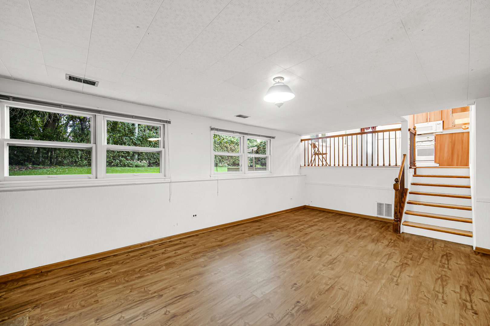 986 Harvard Lane Property Photo 15