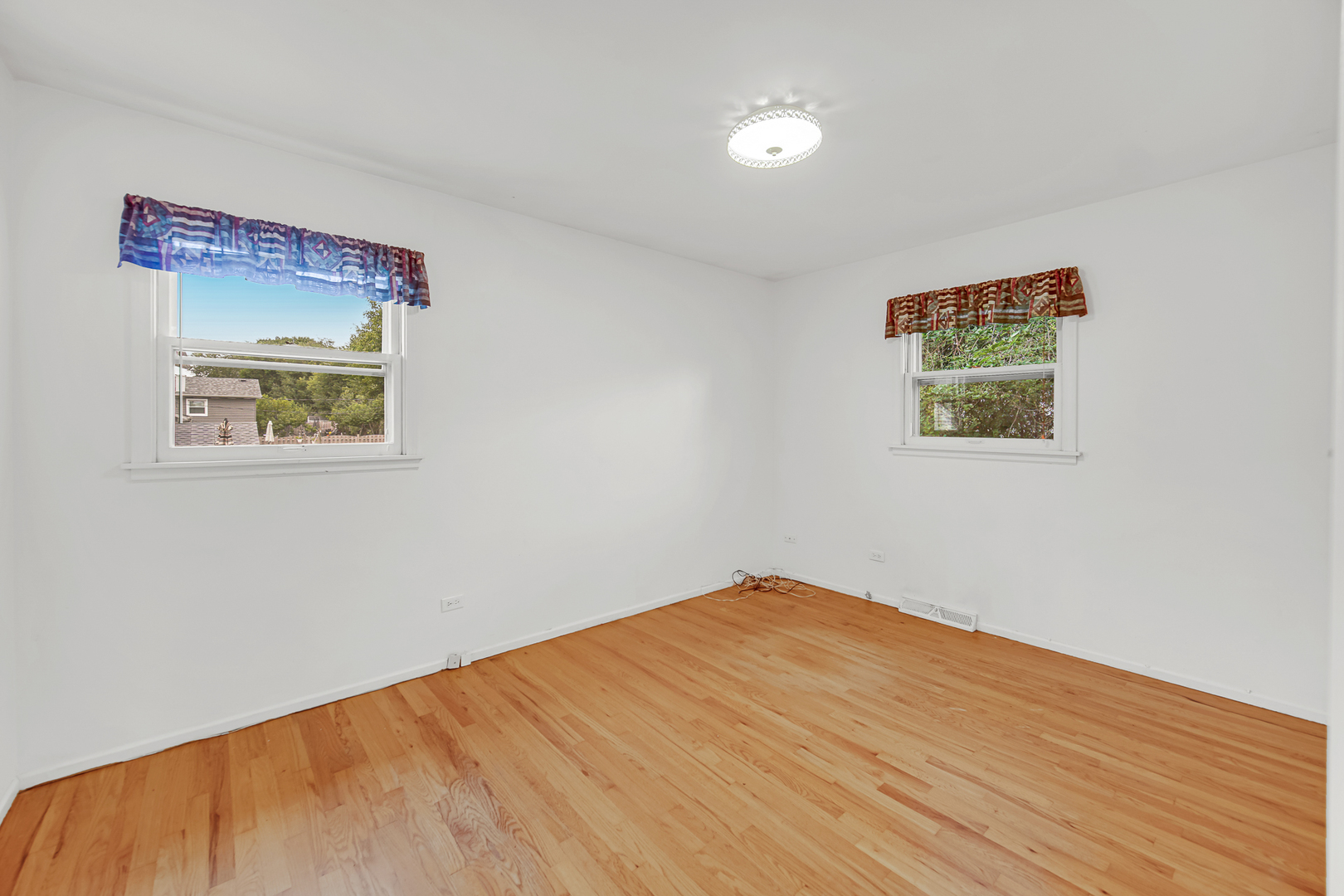 986 Harvard Lane Property Photo 22
