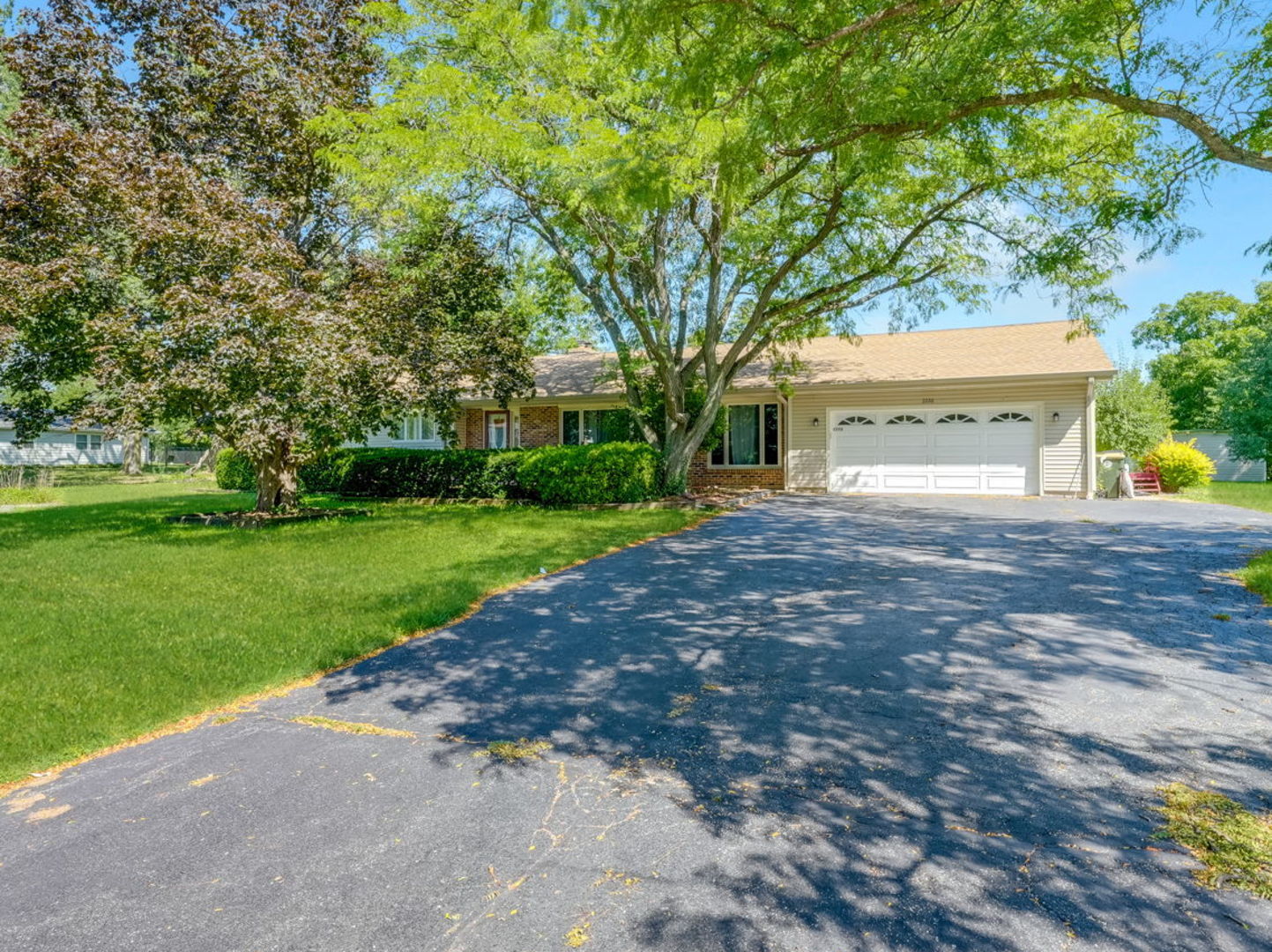 2226 Shannondale Road Property Photo 3