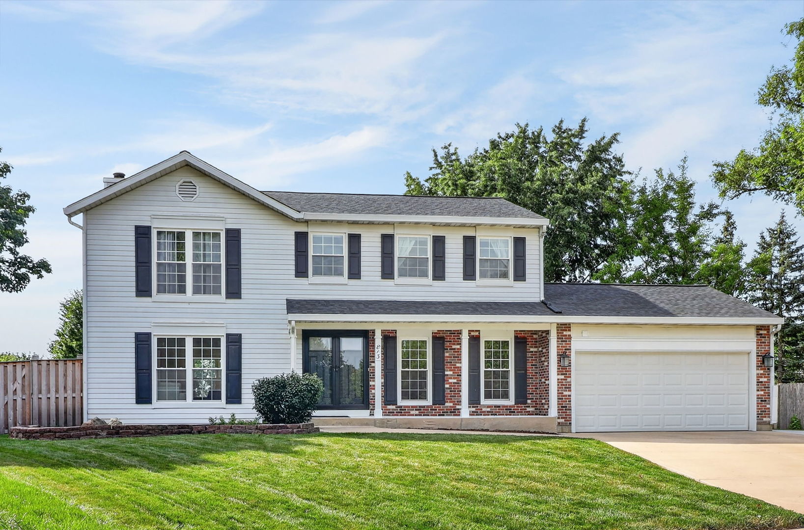 813 Hyde Park Lane Property Photo 1