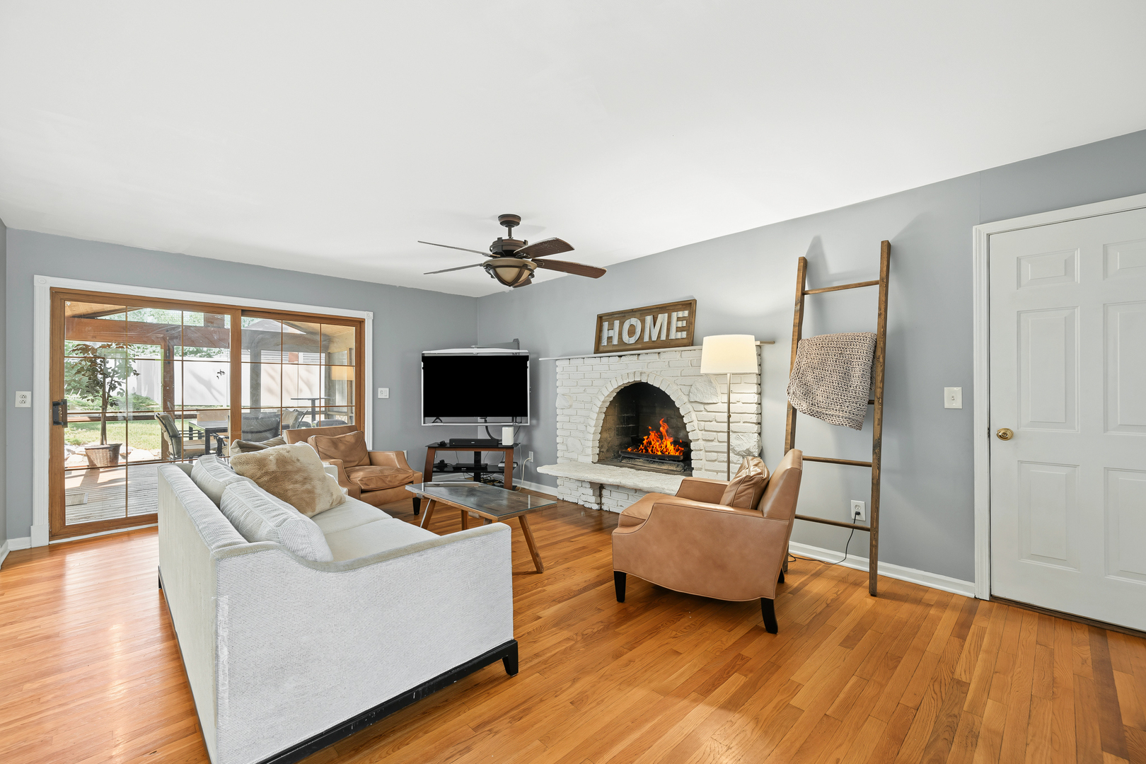 26w530 Prairie Avenue Property Photo 16