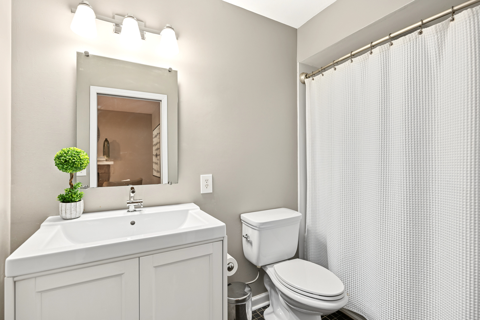 26w530 Prairie Avenue Property Photo 24