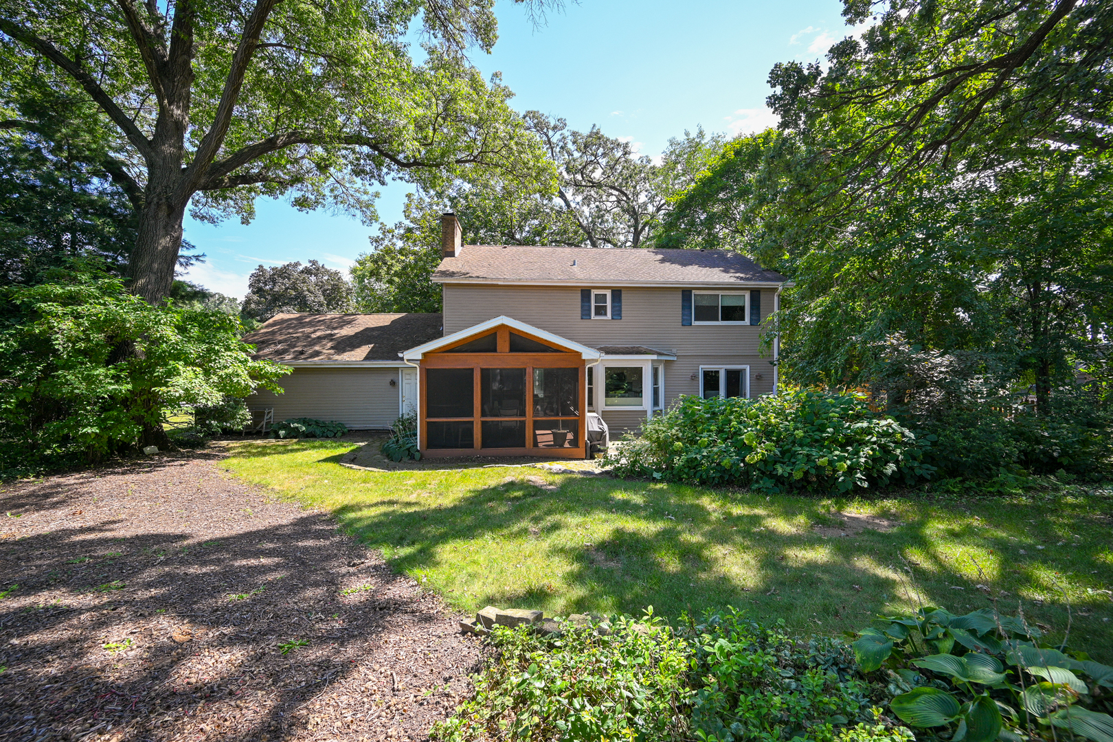 26w530 Prairie Avenue Property Photo 32