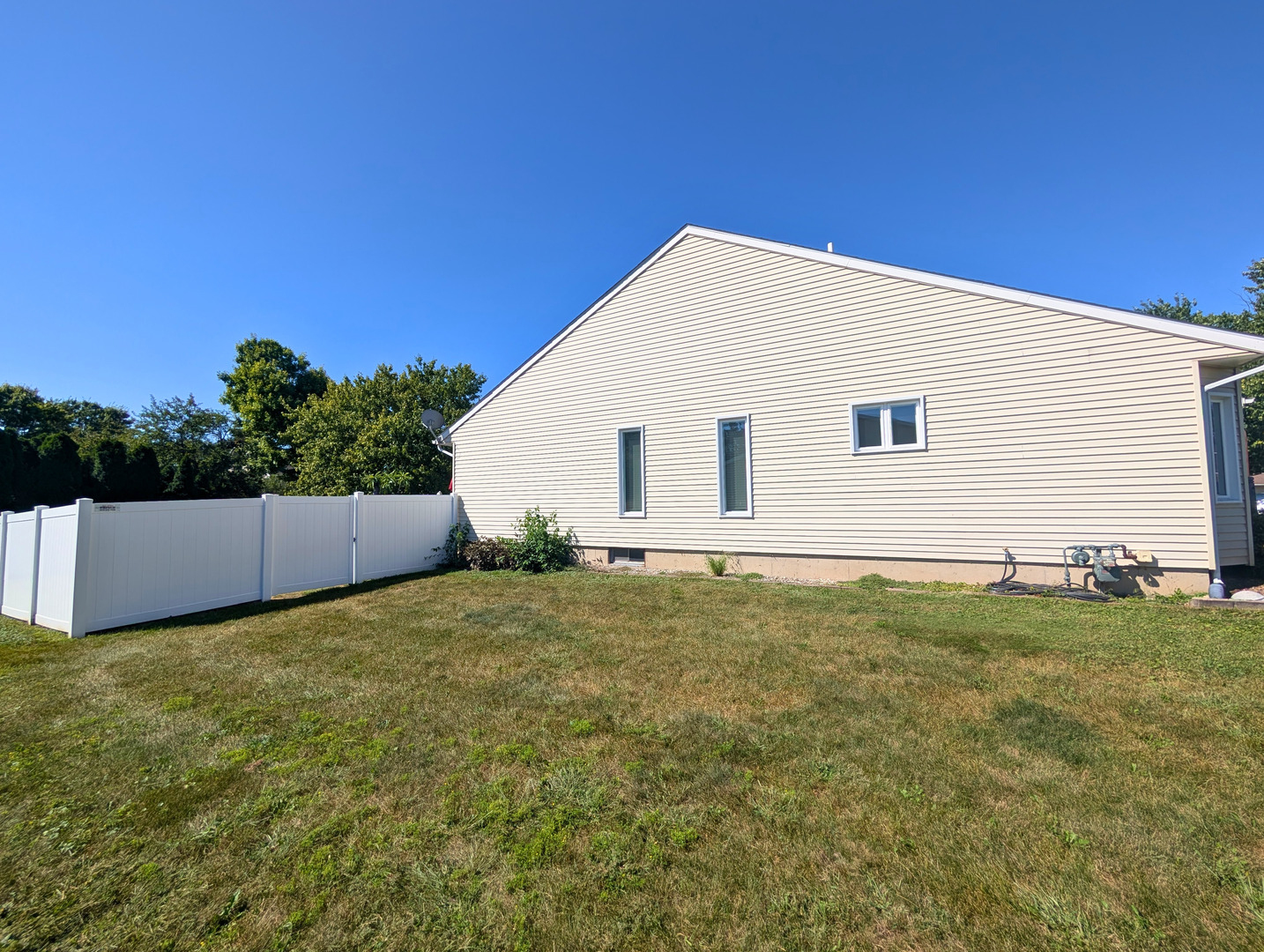 801 W Mckinley Road Property Photo 4