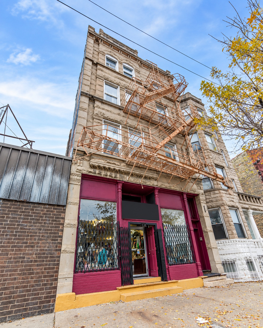 1854 S Ashland Avenue 2r Property Photo 1