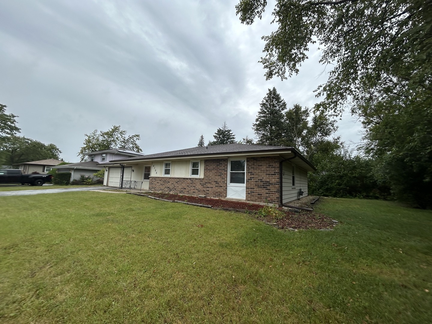 4108 Sumter Drive Property Photo 2