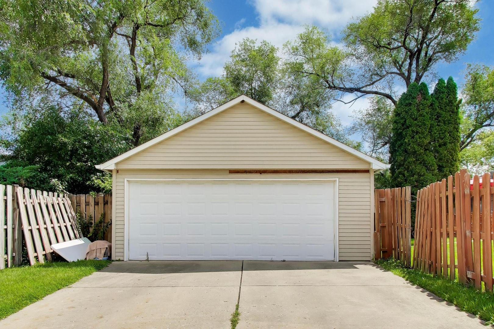 1300 Jefferson Road Property Photo 34