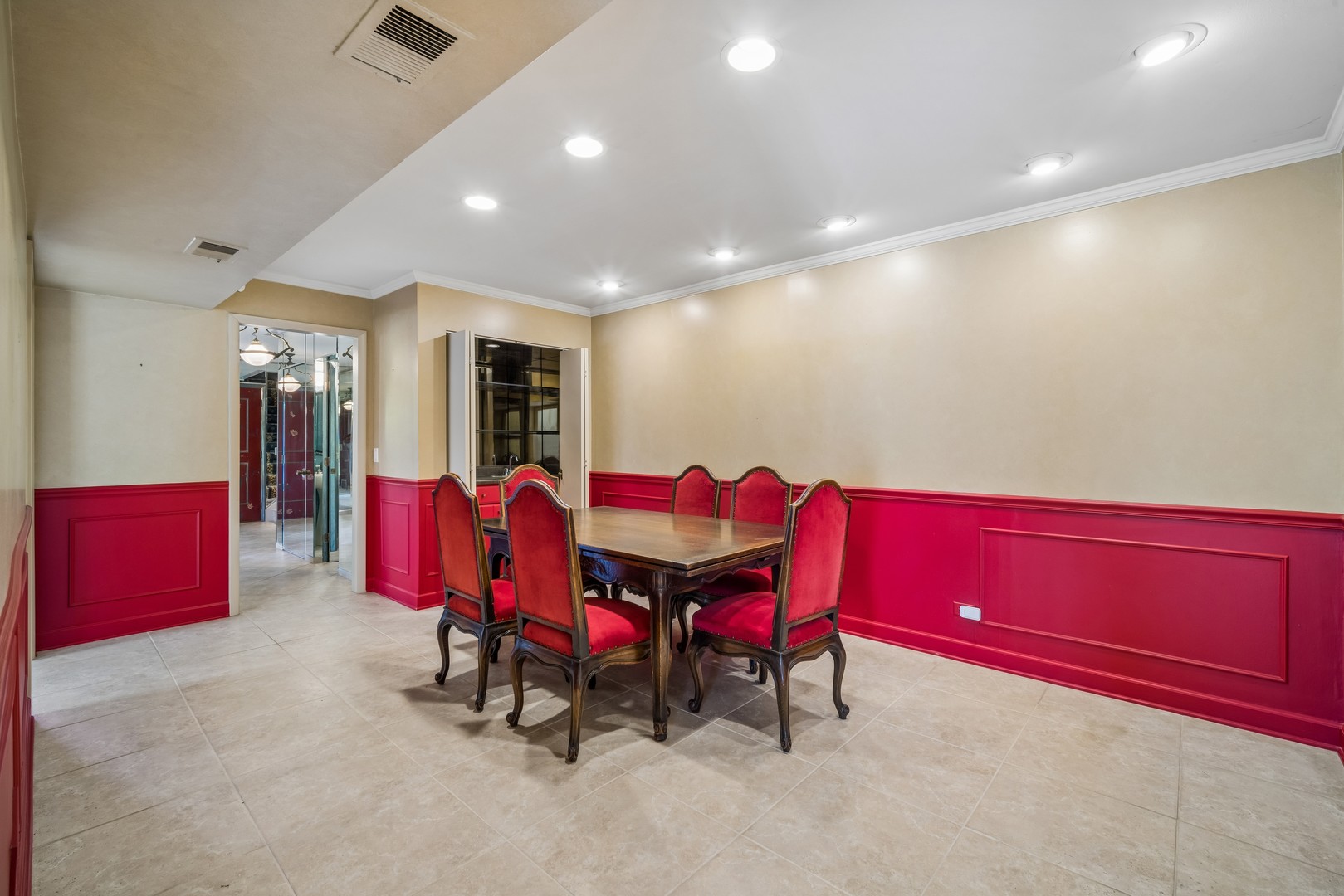 1466 Concorde Circle Property Photo 9