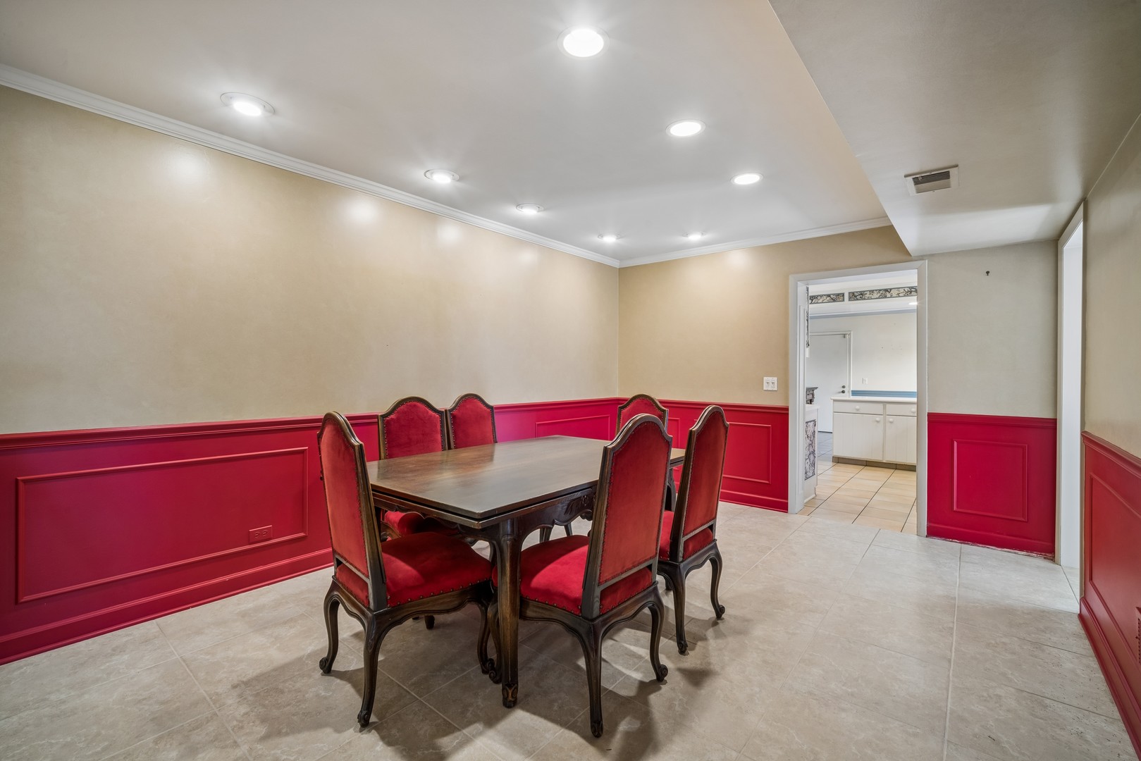 1466 Concorde Circle Property Photo 10