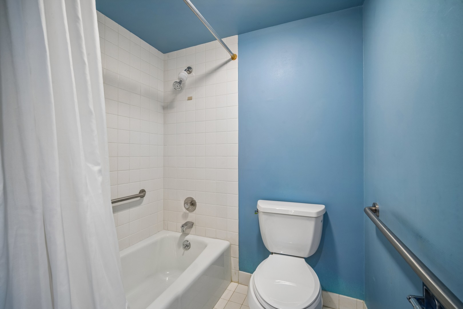 1466 Concorde Circle Property Photo 17