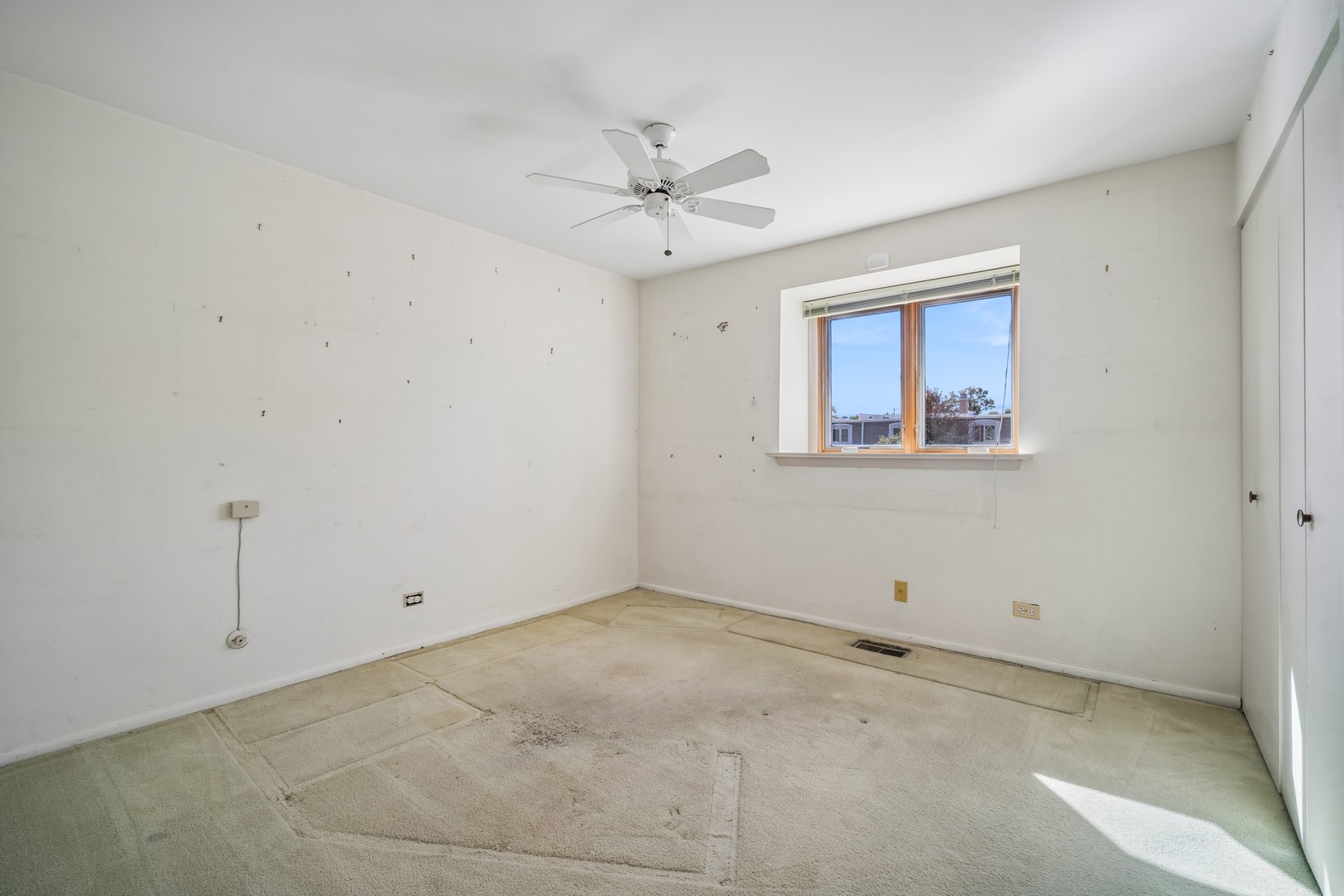 1466 Concorde Circle Property Photo 20