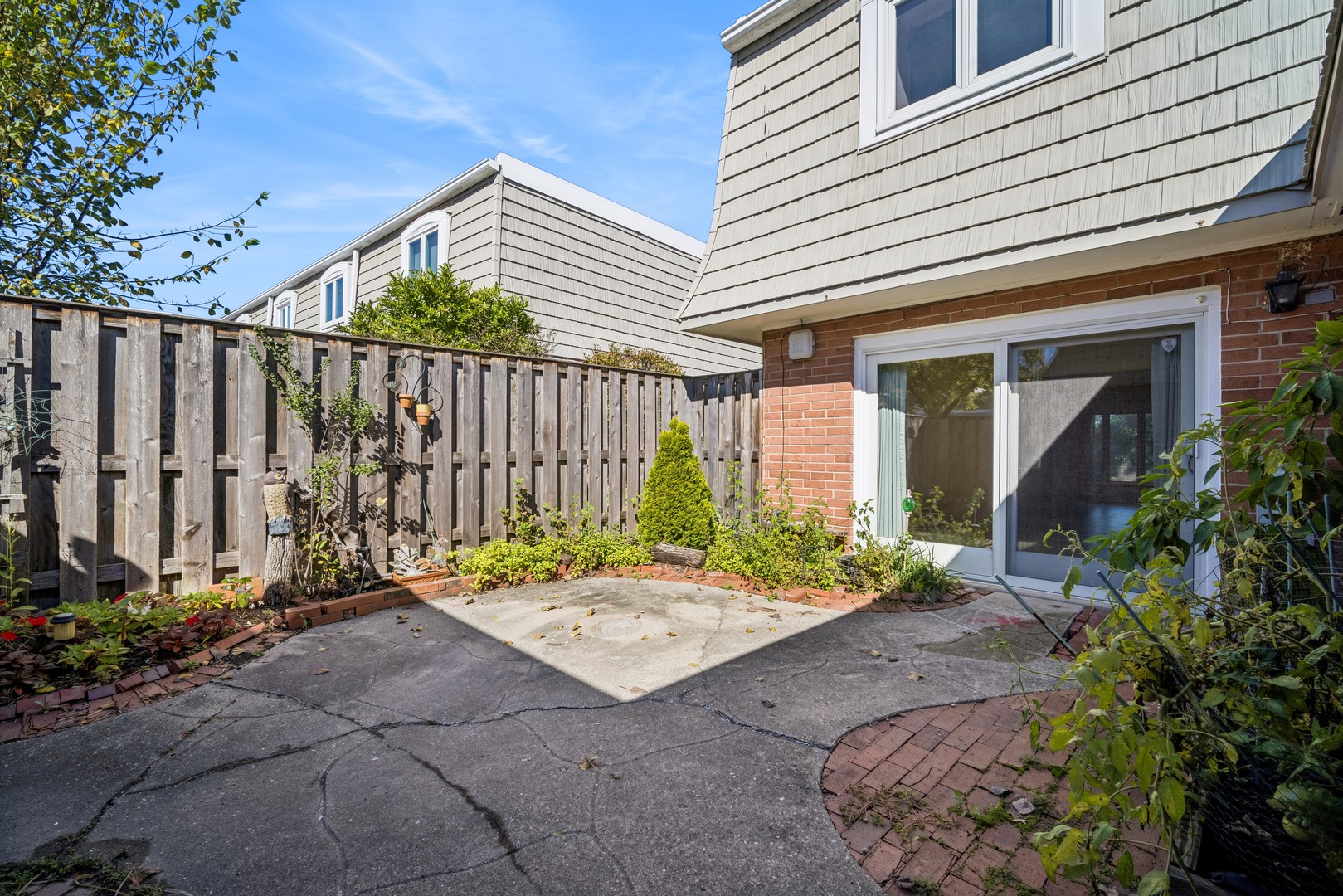 1466 Concorde Circle Property Photo 21