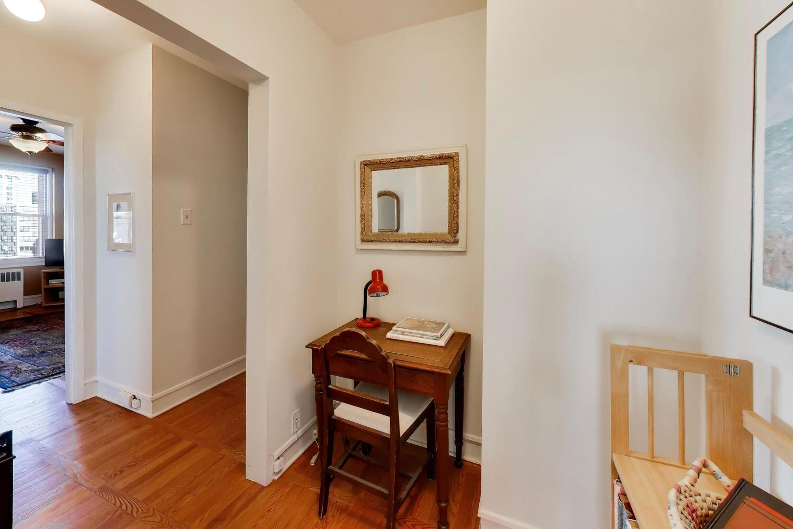 1585 Ridge Avenue 505 Property Photo 14