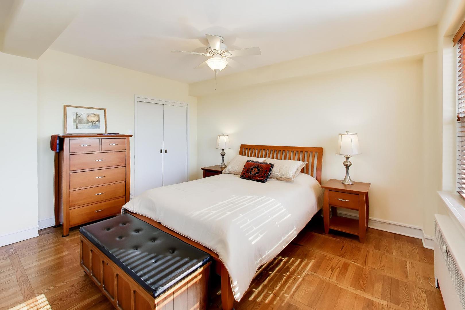 1585 Ridge Avenue 505 Property Photo 16