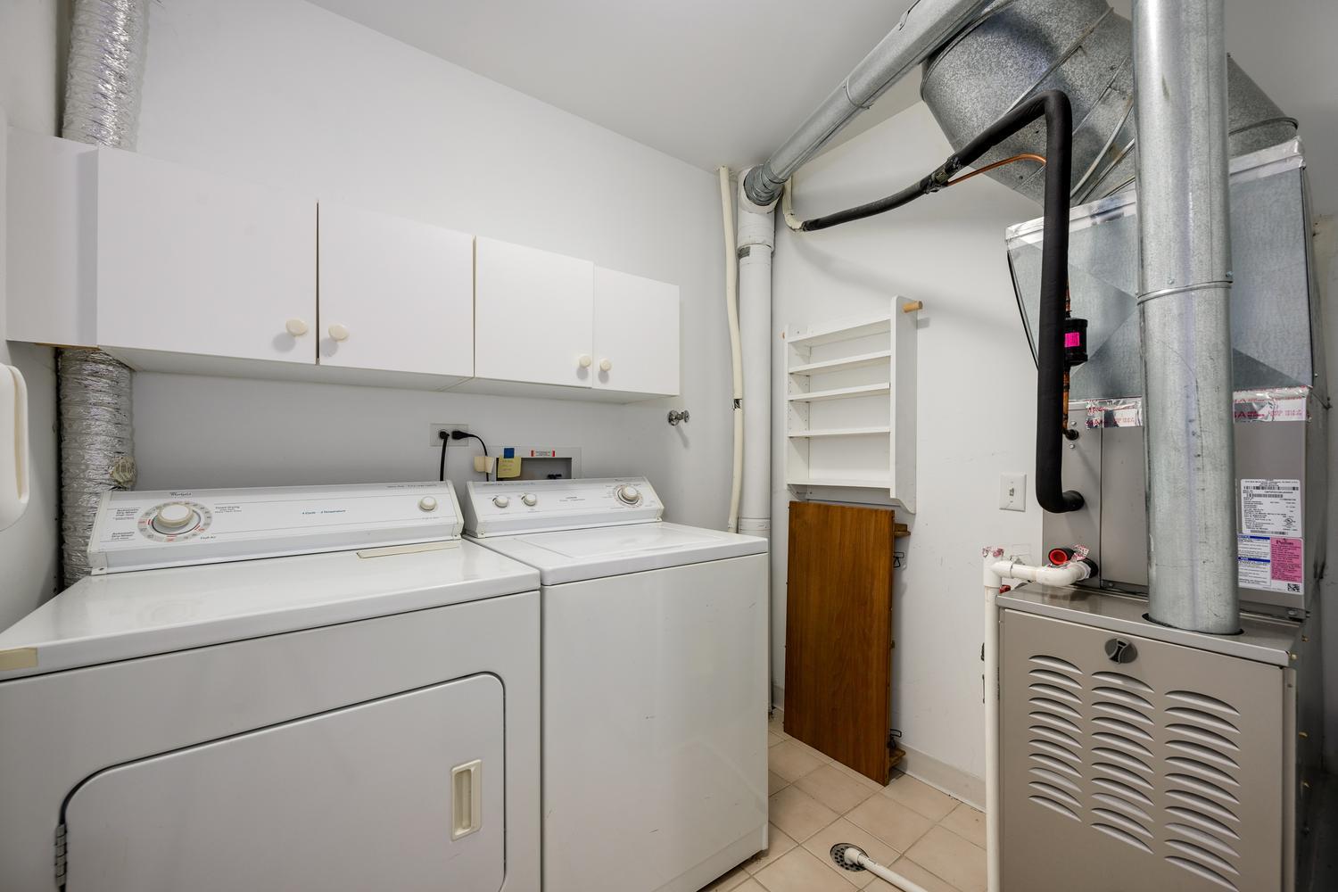1107 Greenleaf Avenue 3g Property Photo 23