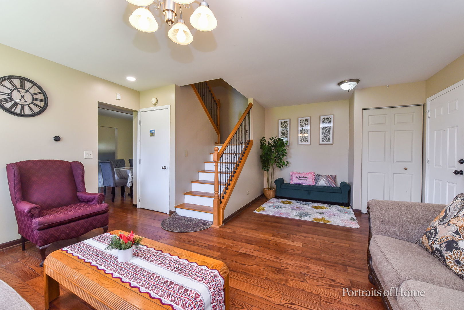 2475 Westleigh Court Property Photo 2