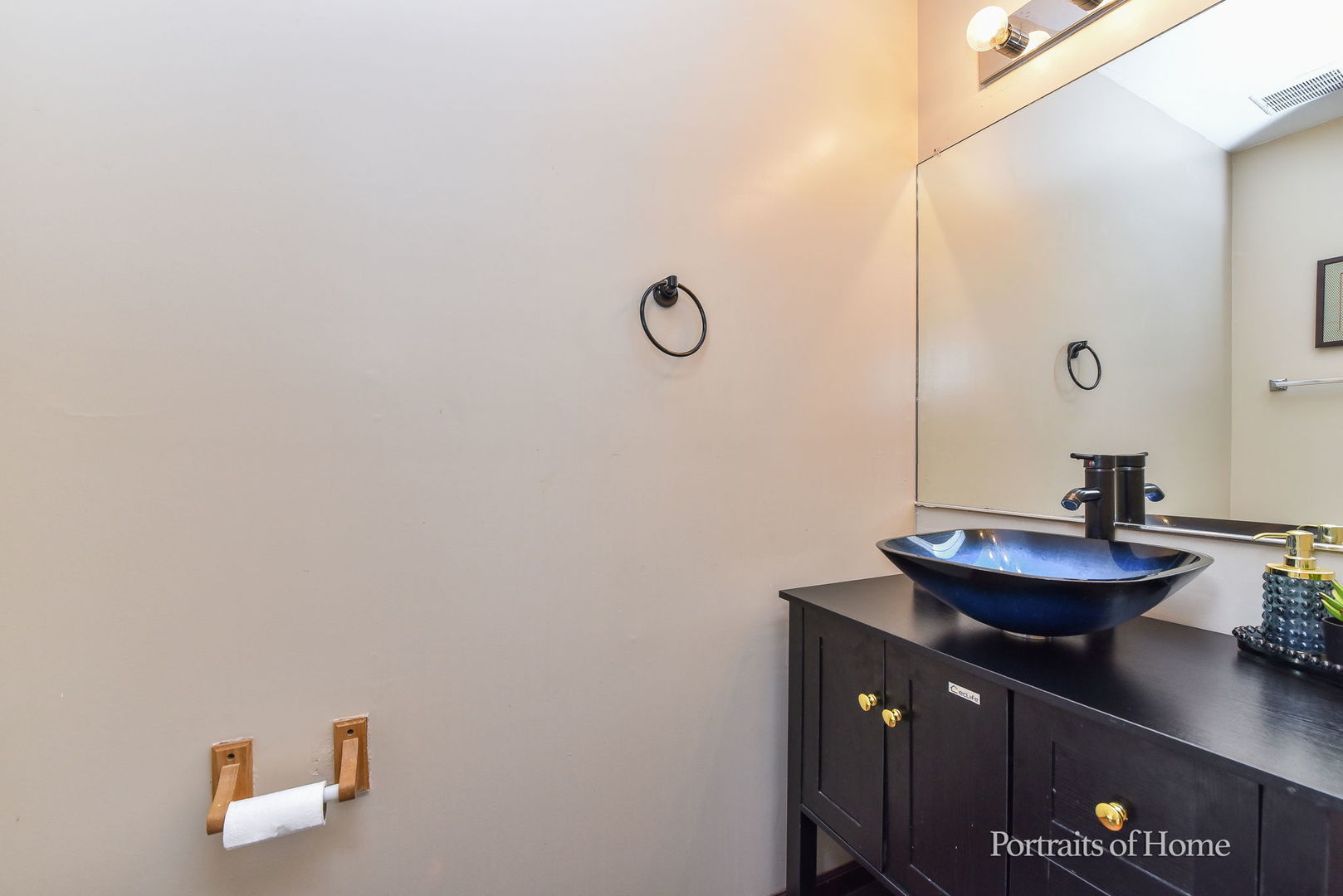2475 Westleigh Court Property Photo 10