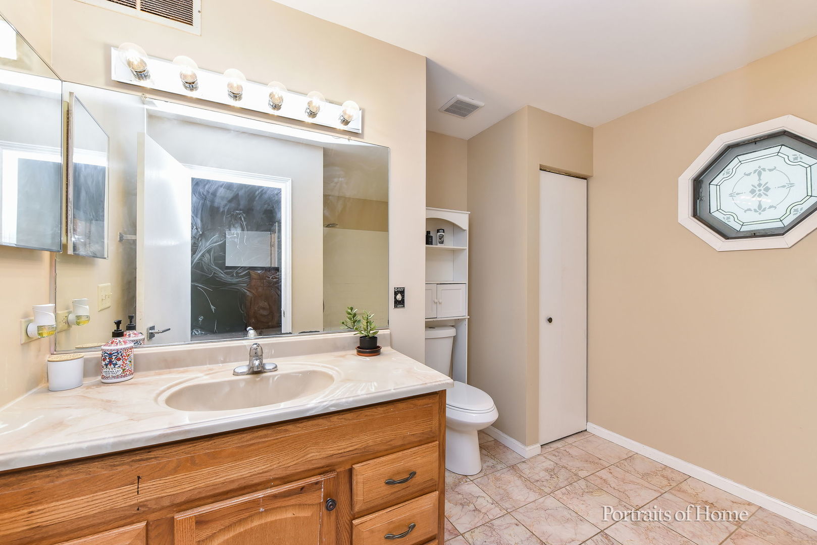 2475 Westleigh Court Property Photo 14