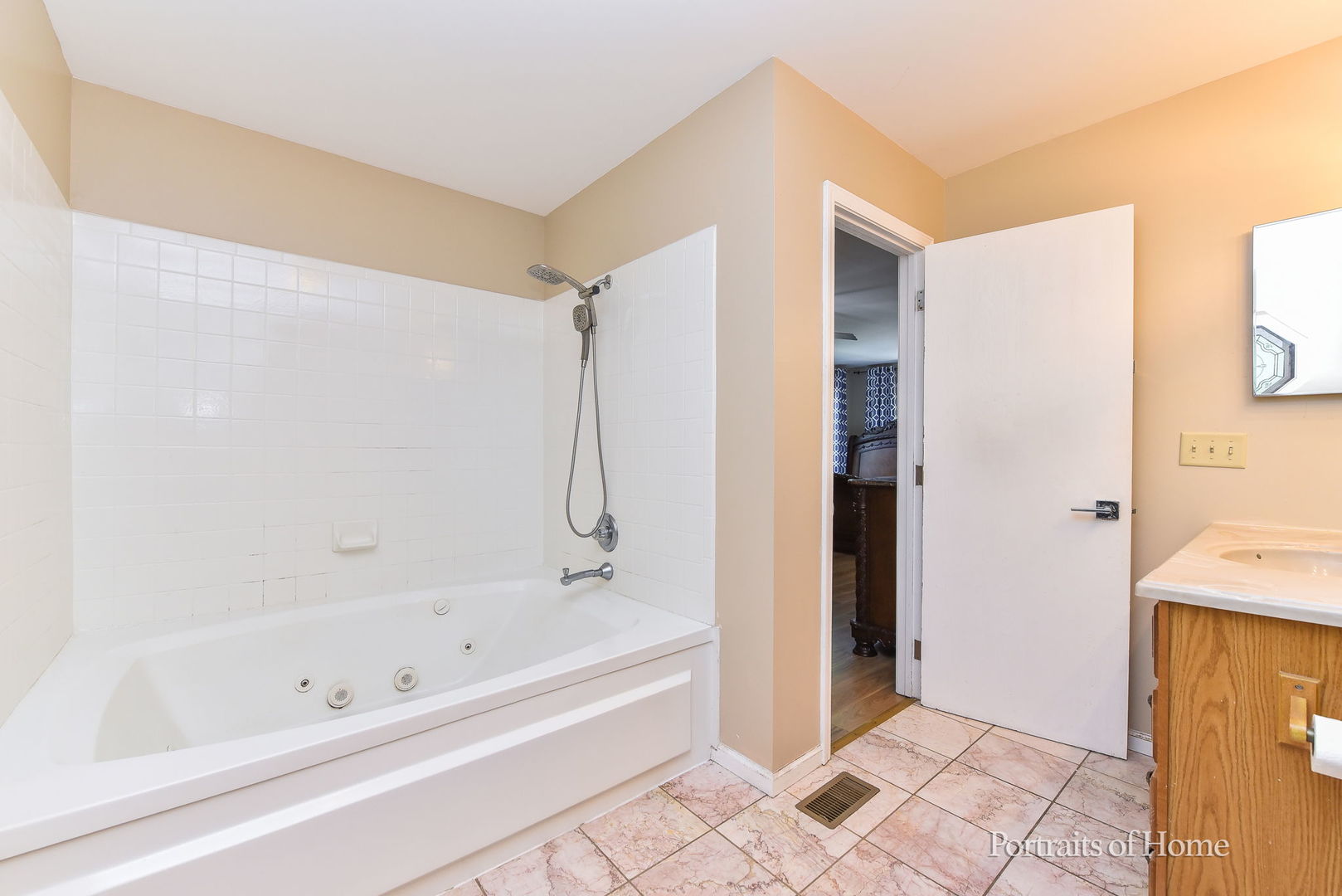 2475 Westleigh Court Property Photo 15