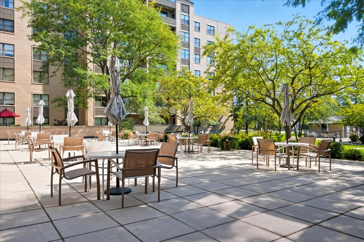 4545 W Touhy Avenue 217w Property Photo 24