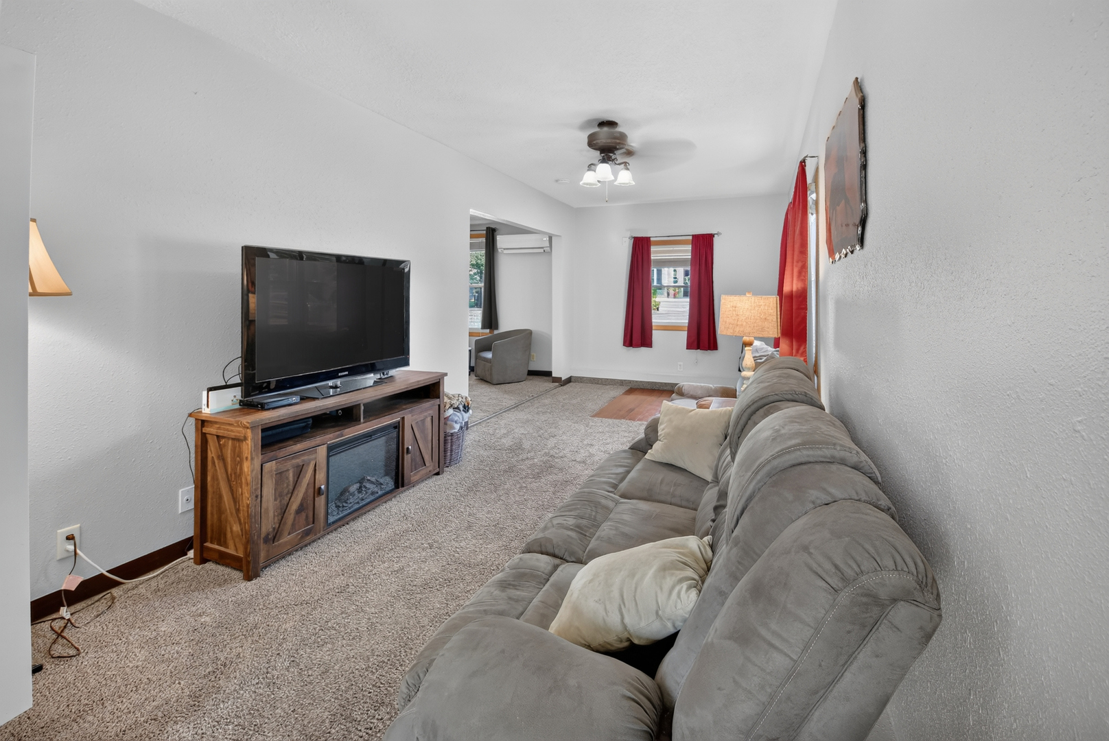 303 W Price Street Property Photo 11