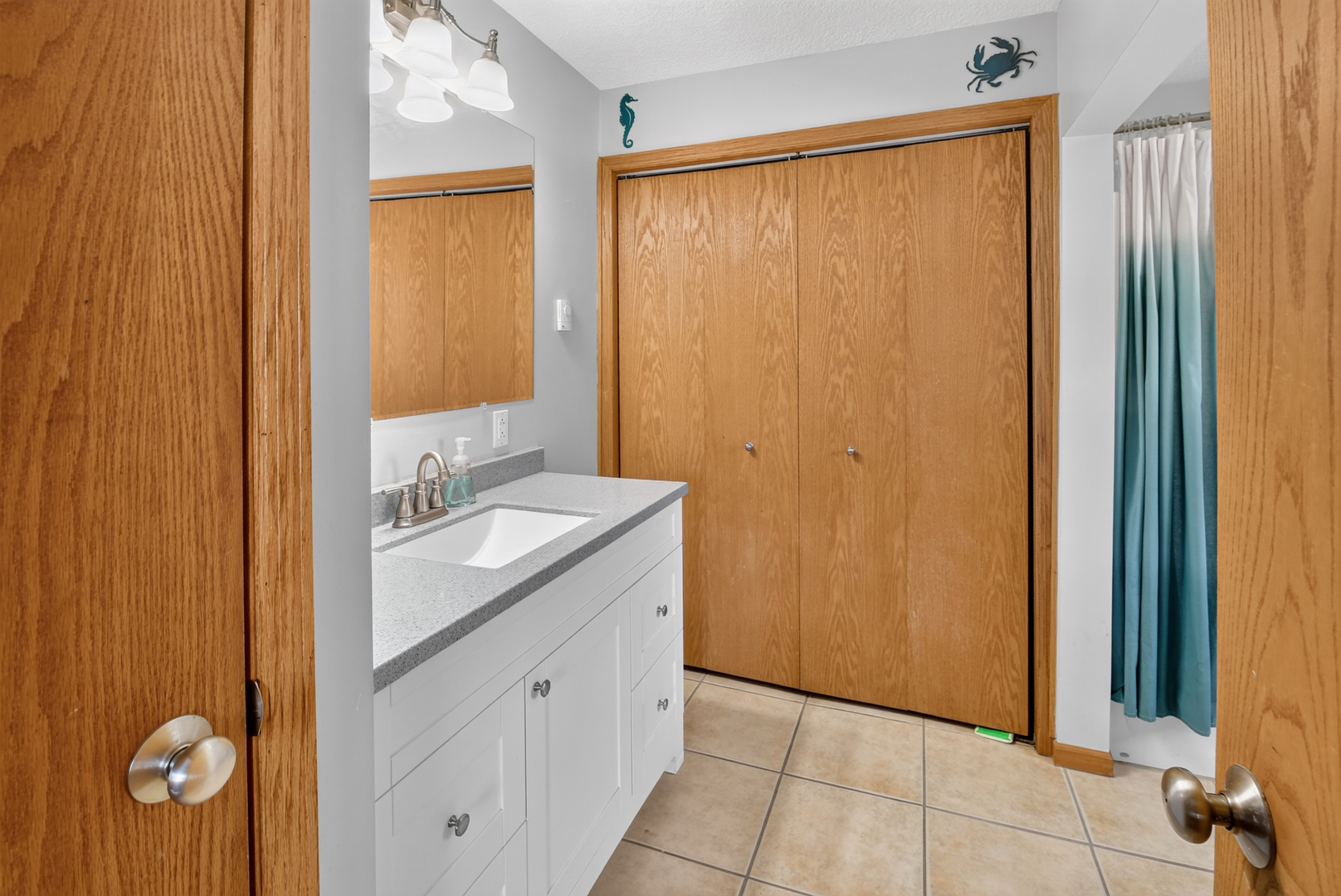303 W Price Street Property Photo 19