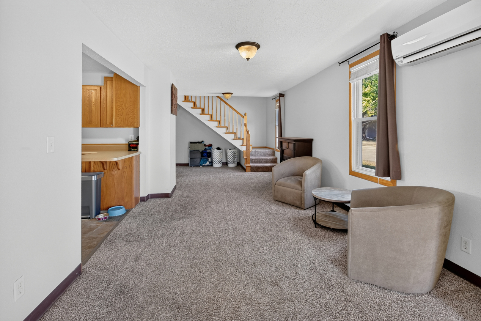 303 W Price Street Property Photo 28
