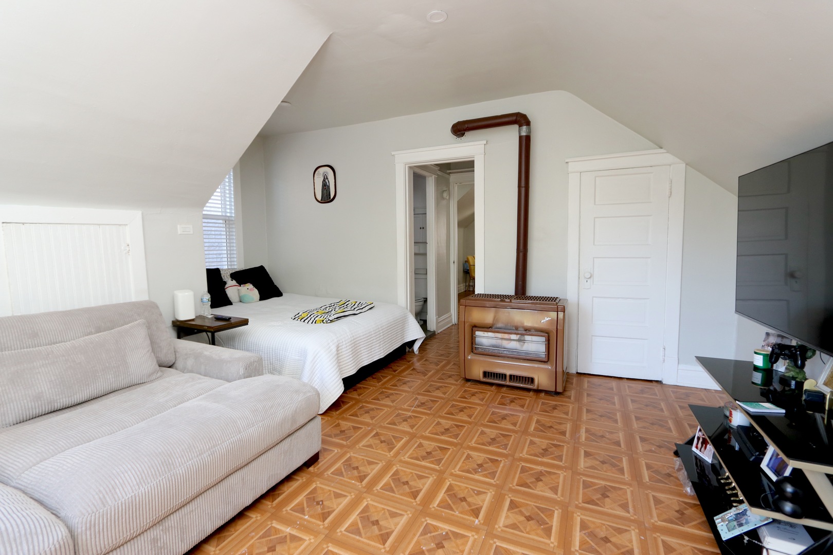 2844 N Damen Avenue Property Photo 12