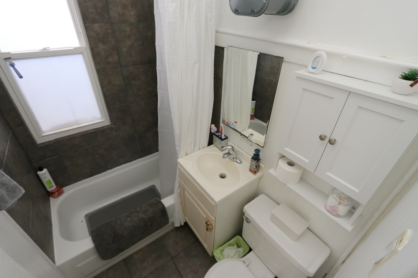 2844 N Damen Avenue Property Photo 15