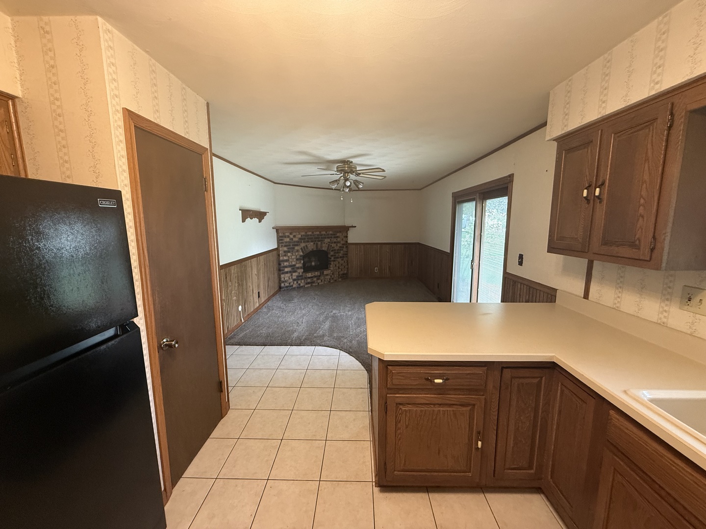 6194 Abington Drive Property Photo 6