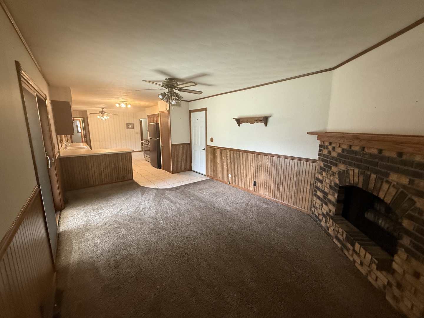 6194 Abington Drive Property Photo 8