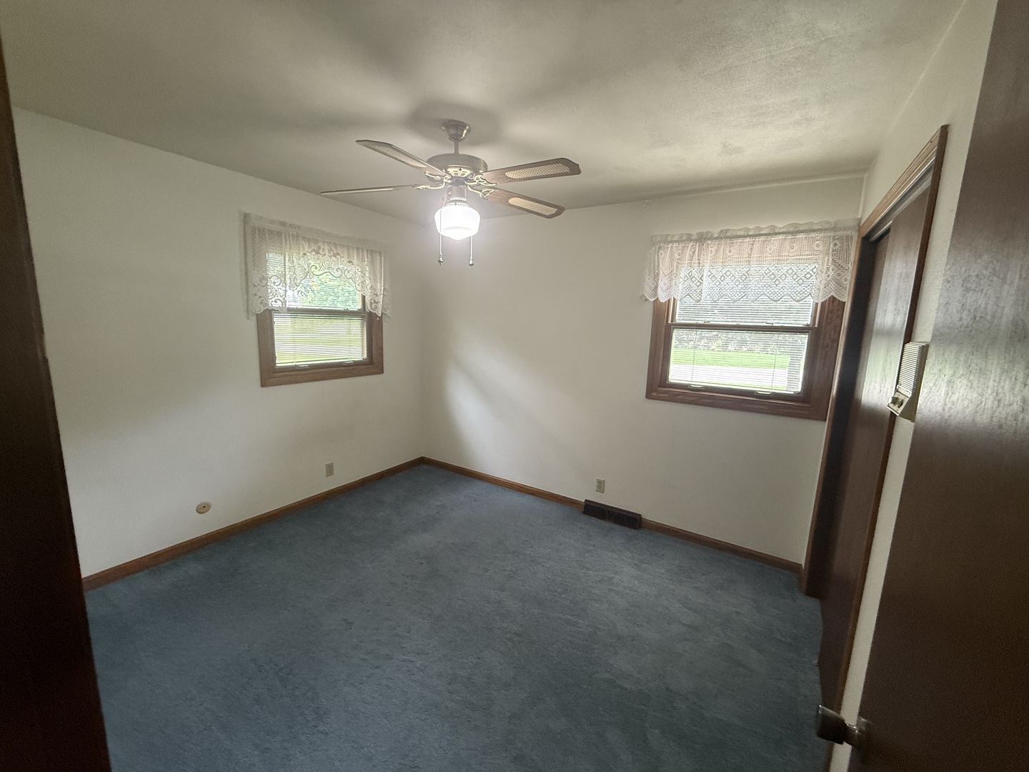 6194 Abington Drive Property Photo 11