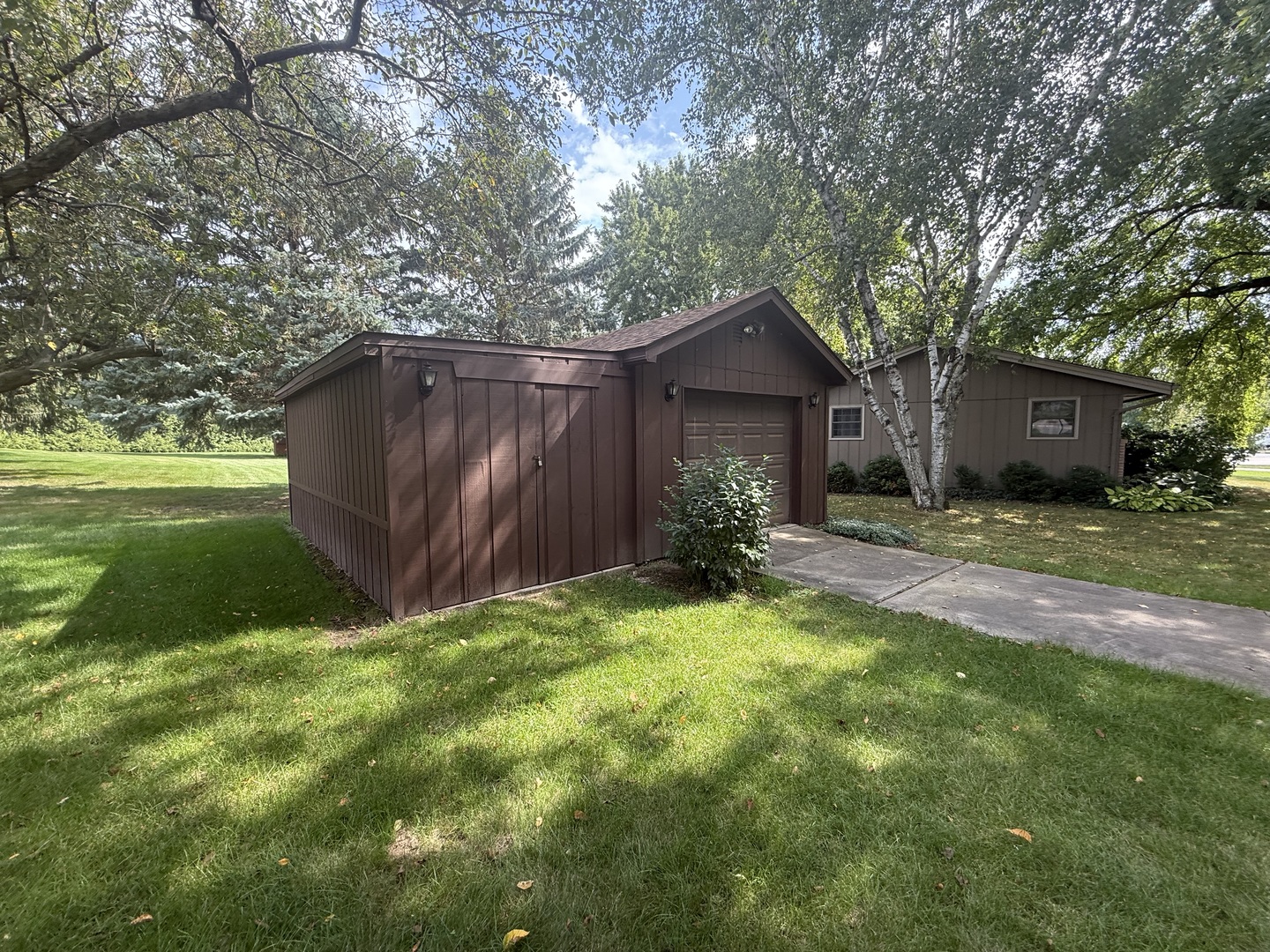 6194 Abington Drive Property Photo 20