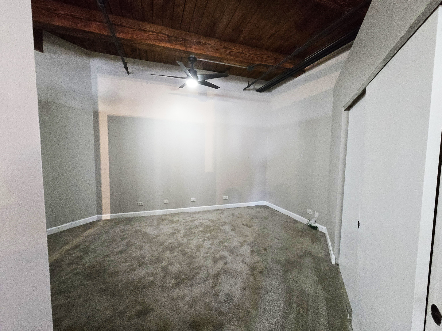 913 W Van Buren Street 5e Property Photo 9