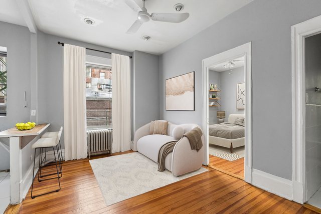 20 E Goethe Street 206 Property Photo 2