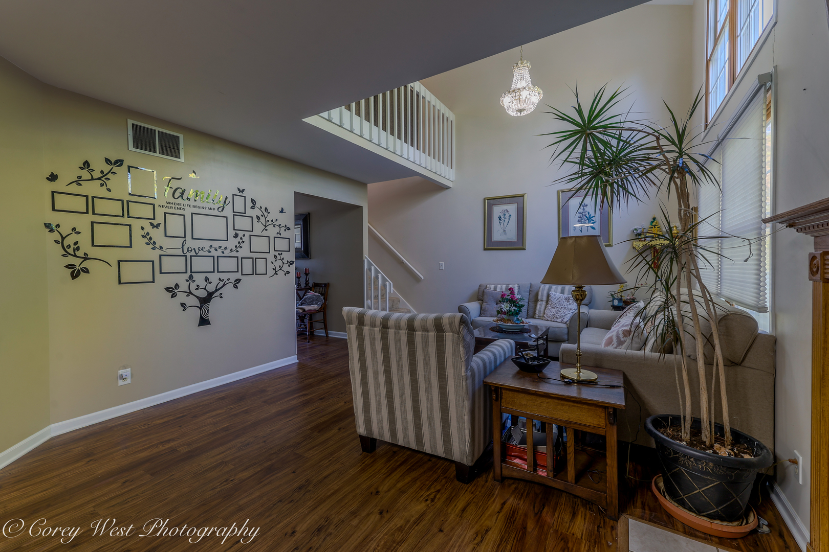 1015 Ashley Drive Property Photo 6