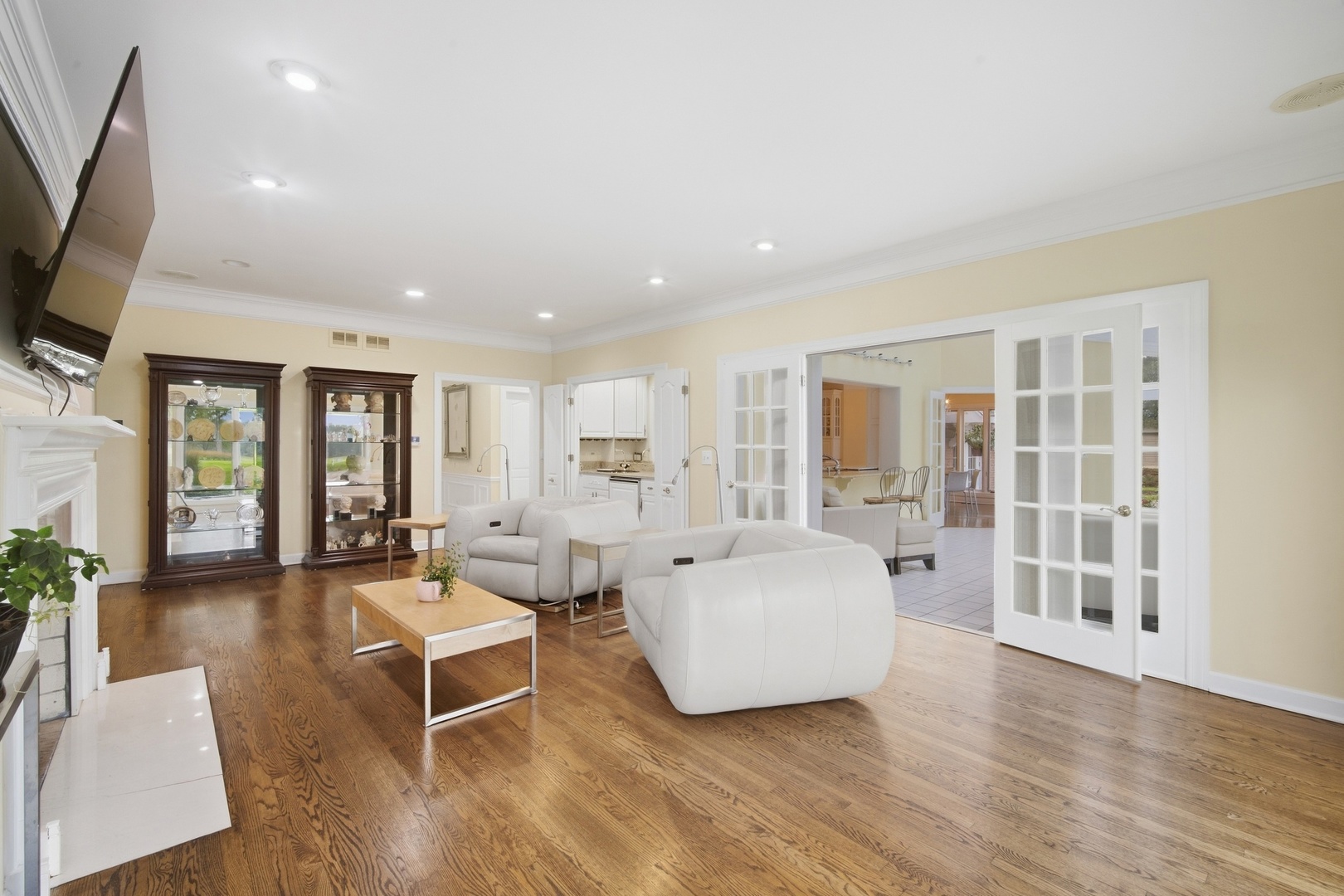4 S Wynstone Drive Property Photo 11