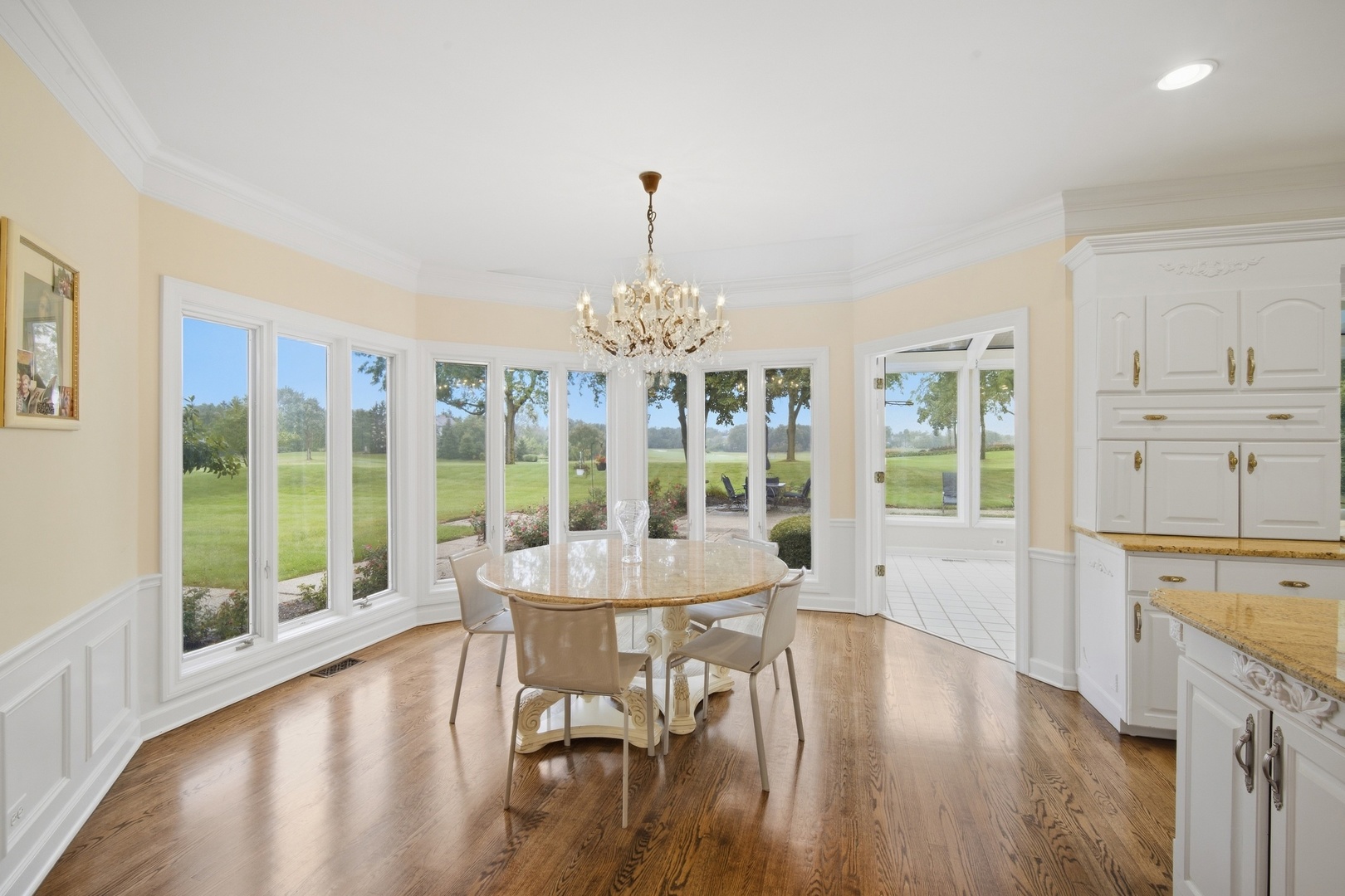 4 S Wynstone Drive Property Photo 16