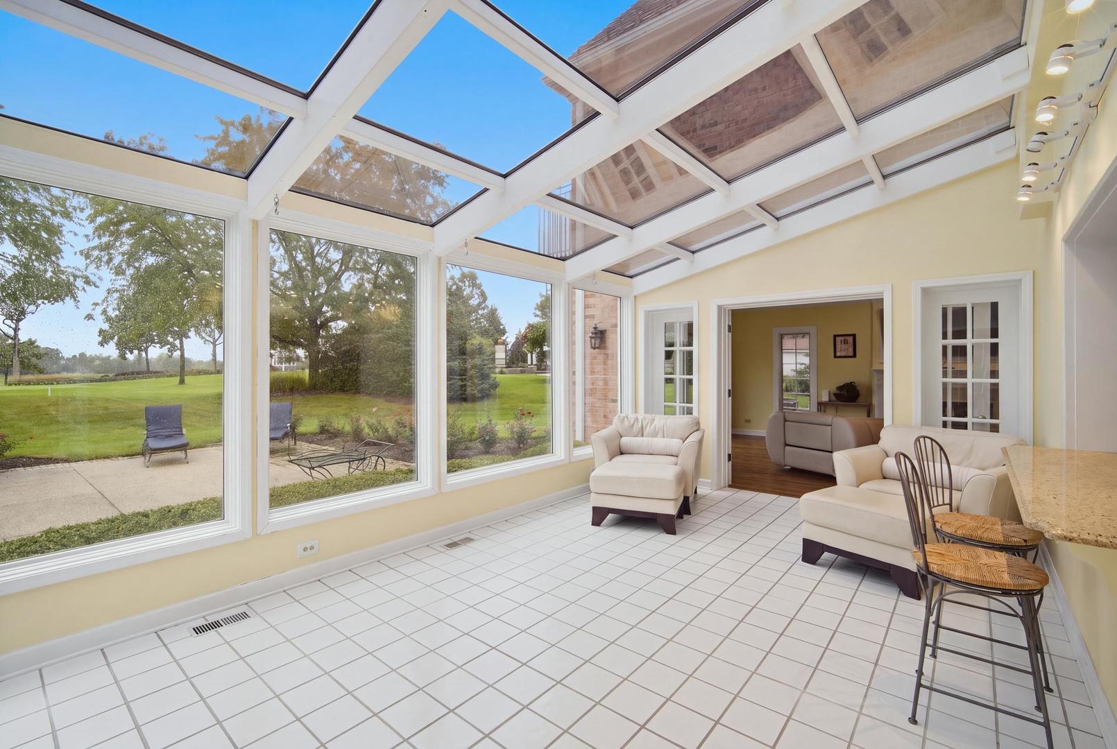 4 S Wynstone Drive Property Photo 18