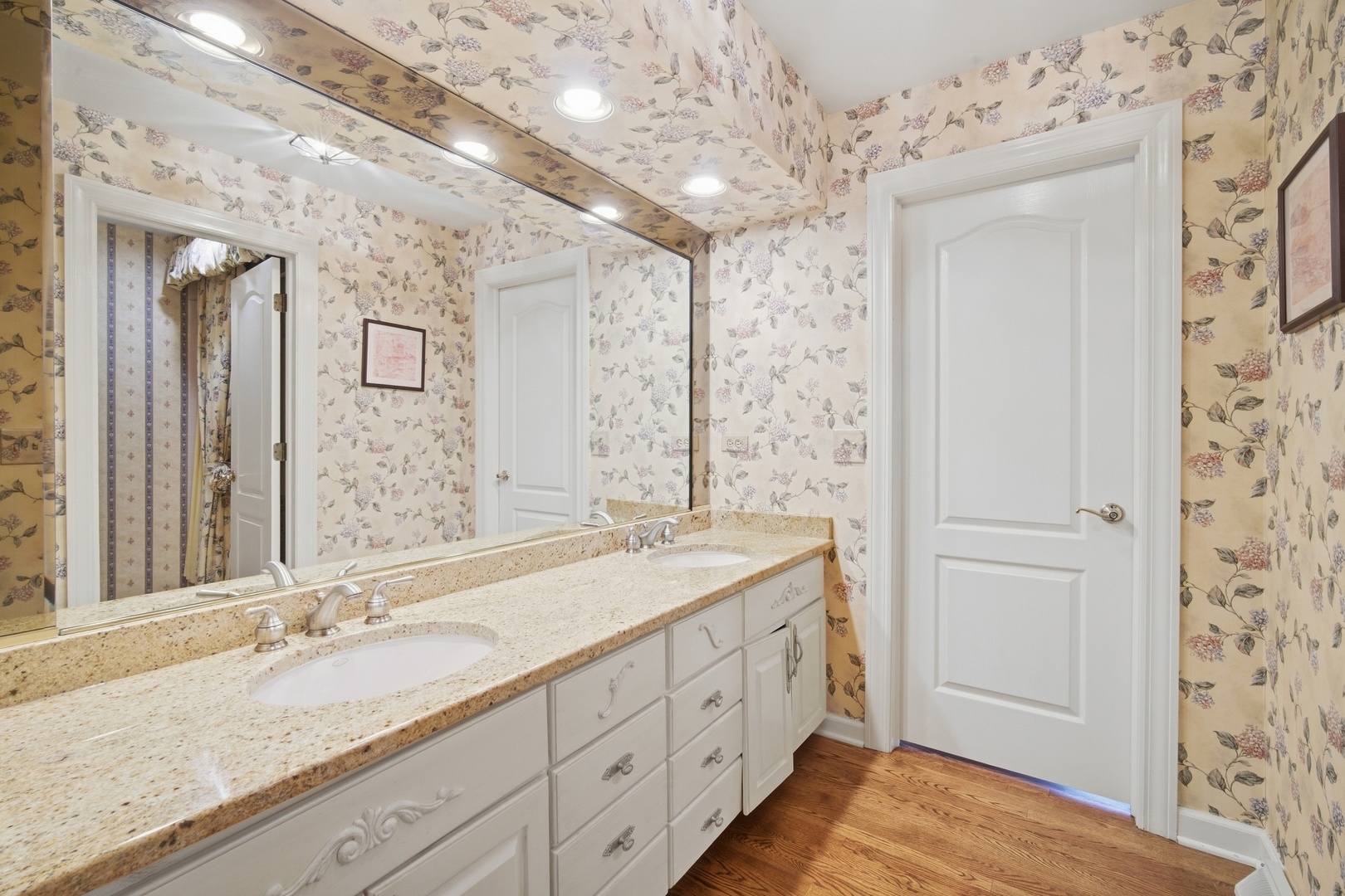 4 S Wynstone Drive Property Photo 25