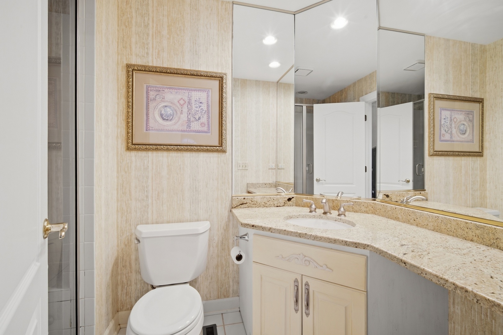 4 S Wynstone Drive Property Photo 28