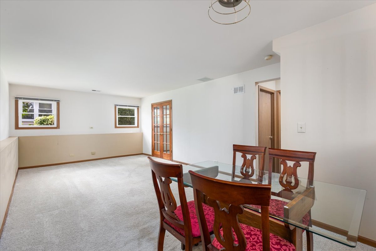 235 Indianwood Lane Property Photo 12