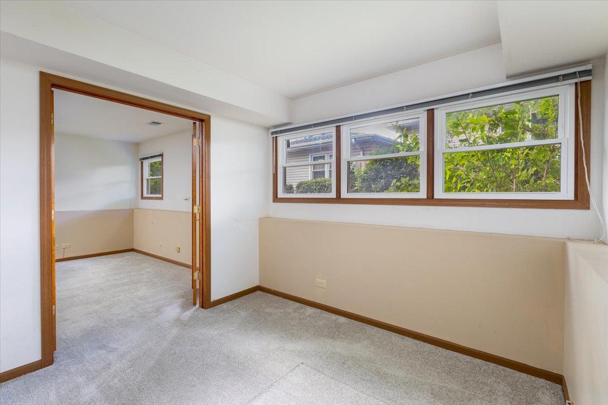 235 Indianwood Lane Property Photo 18