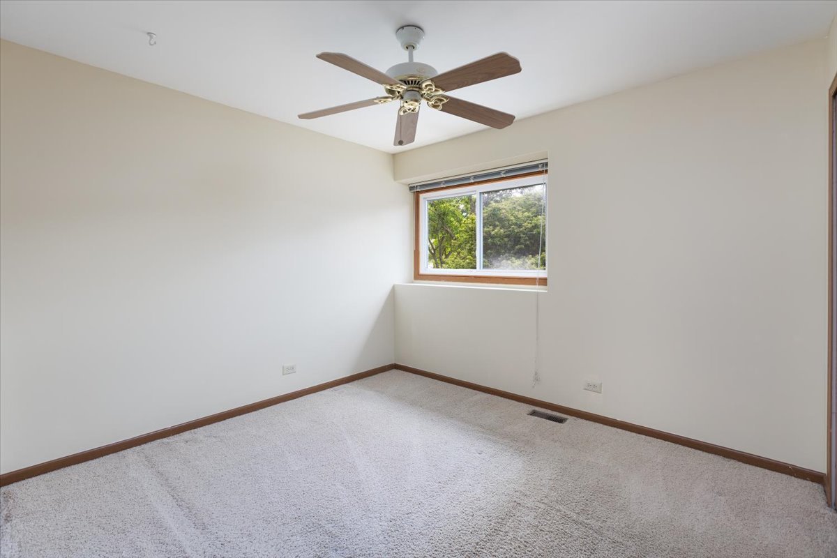 235 Indianwood Lane Property Photo 20
