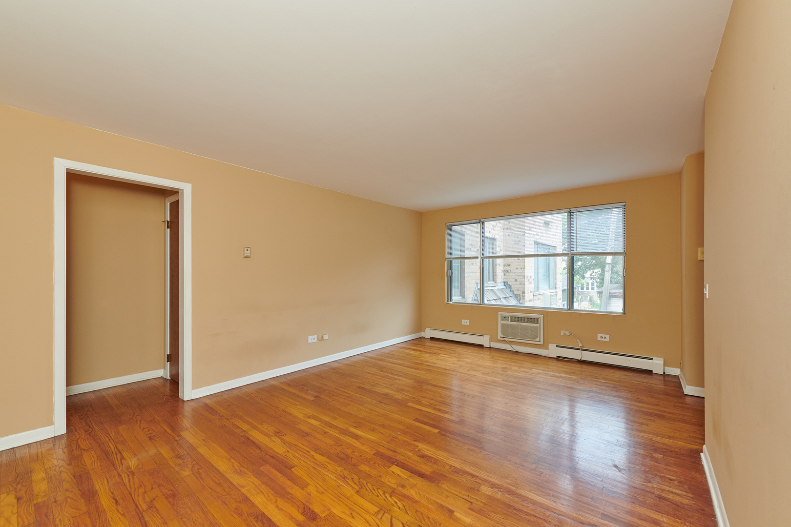 1762 W Highland Avenue 204 Property Photo 3