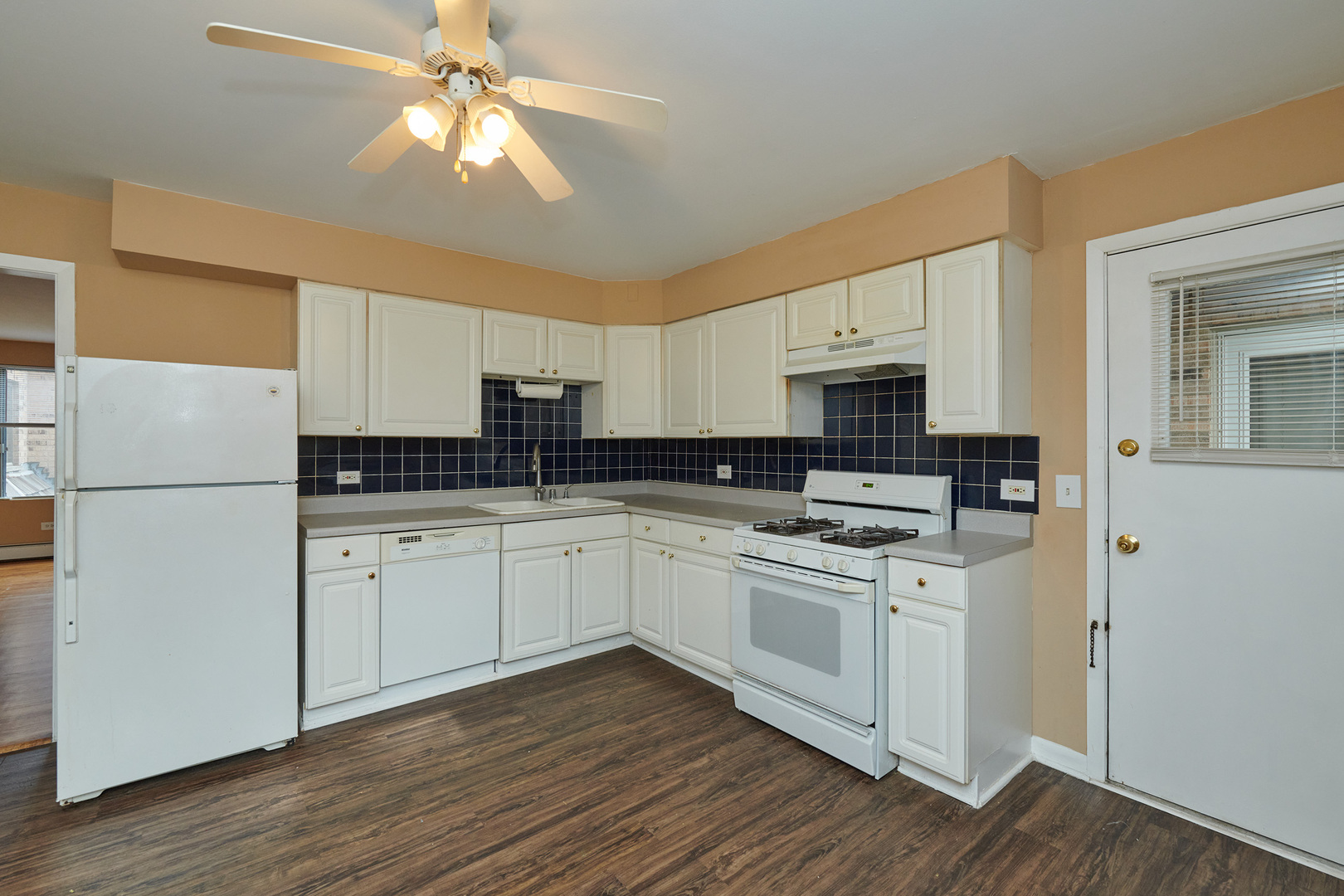1762 W Highland Avenue 204 Property Photo 5