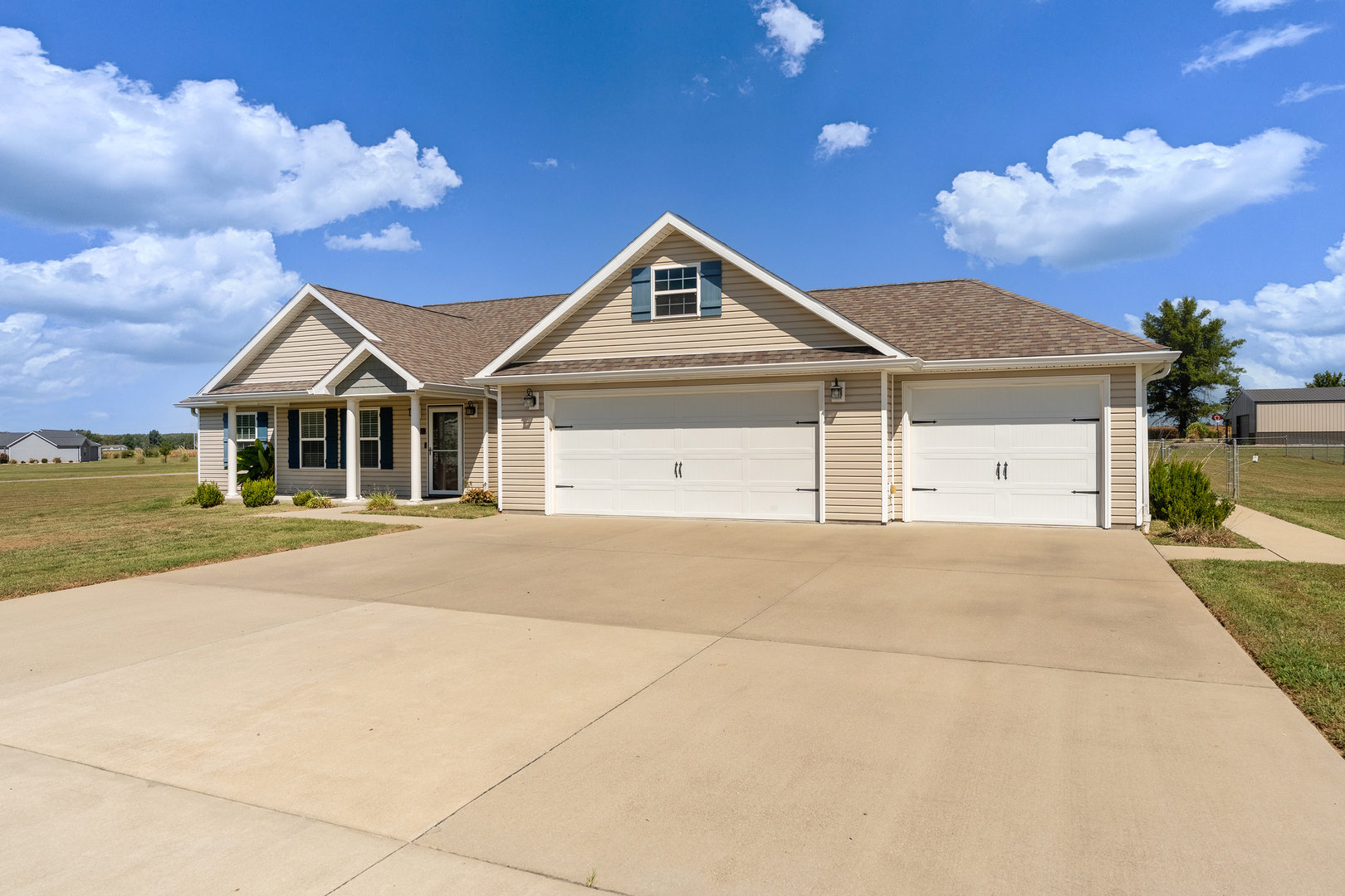 15730 Jadin Road Property Photo 3