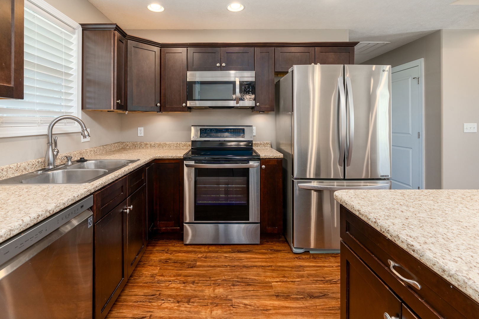 15730 Jadin Road Property Photo 12